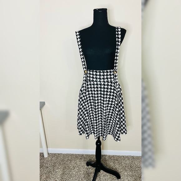 Spring/summer sleeveless dress - Picture 1 of 2